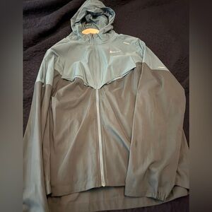 Nike wind breaker jacket